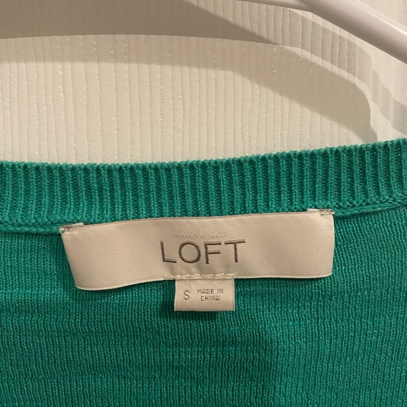 This cute, green, size S cardigan from Ann Taylor Loft is a must have! - Picture 2 of 4